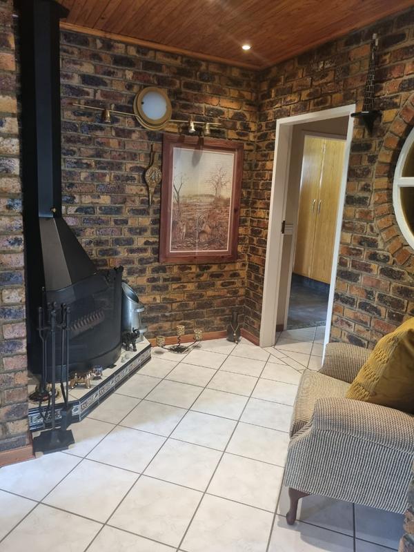 4 Bedroom Property for Sale in Vaalpark Free State